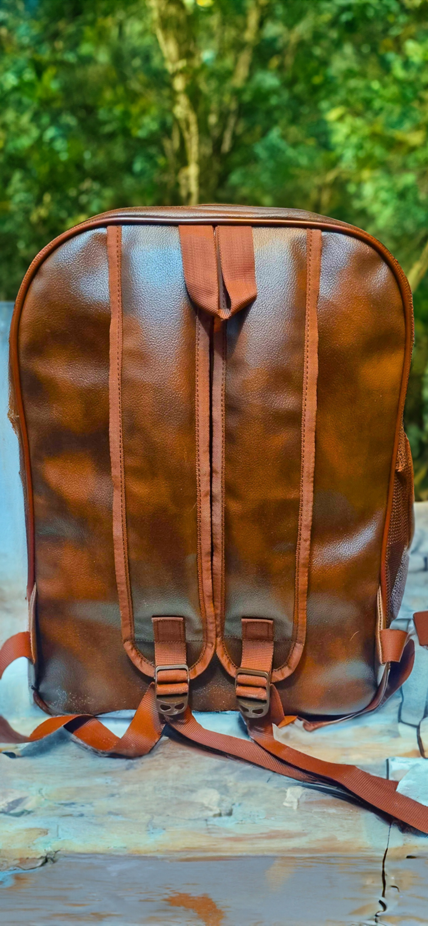 STYLISH LEATHER FINISH BACKPACK